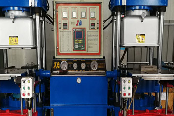 沈陽設備噴漆翻新廠服務流程解析:設備煥新一步到位 沈陽設備噴漆翻新廠服務流程解析:設備煥新一步到位